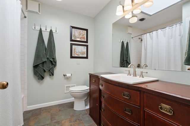 6225 Moraine Avenue, Hammond, IN 46324