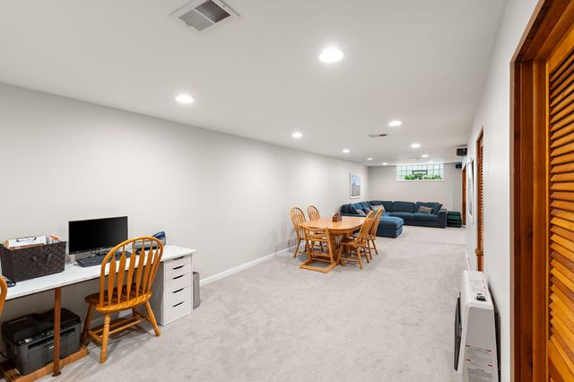 6225 Moraine Avenue, Hammond, IN 46324