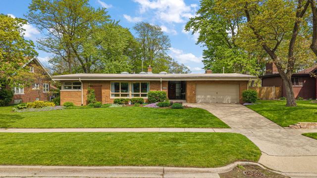 6225 Moraine Avenue, Hammond, IN 46324