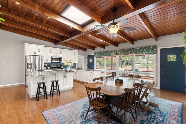 6225 Moraine Avenue, Hammond, IN 46324