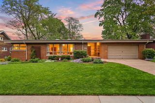 6225 Moraine Avenue, Hammond, IN 46324