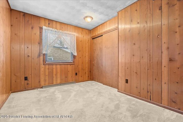 2418 Rossiter Place, Lansing, MI 48911