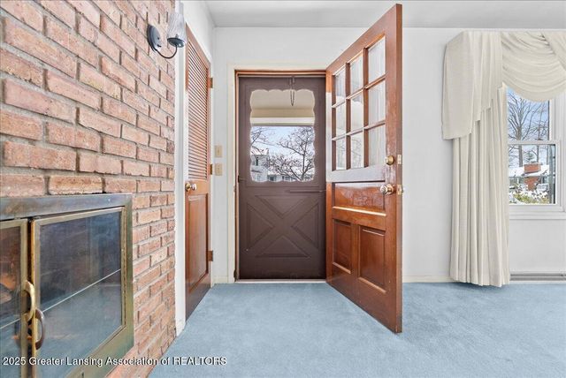 2418 Rossiter Place, Lansing, MI 48911