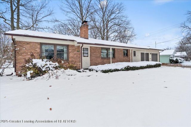 2418 Rossiter Place, Lansing, MI 48911