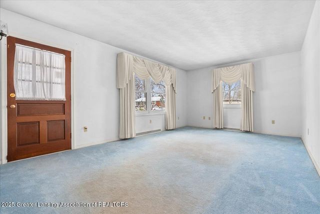 2418 Rossiter Place, Lansing, MI 48911