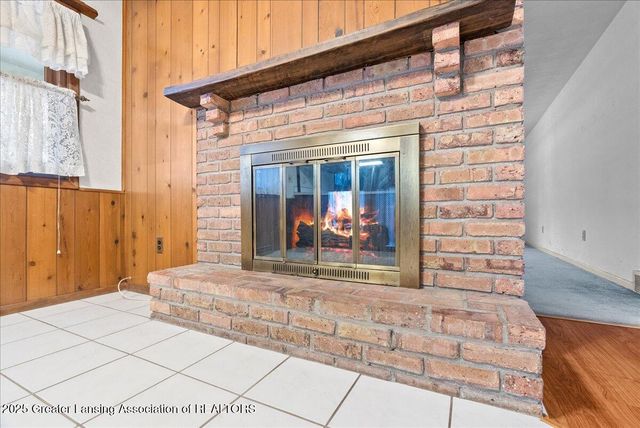 2418 Rossiter Place, Lansing, MI 48911