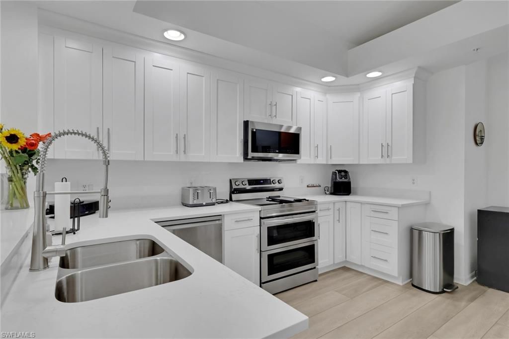 3435 Laurel Greens LN S 203, NAPLES, FL 34119 — photo 5