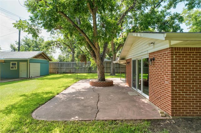 811 Newport Ave, Austin, TX 78753