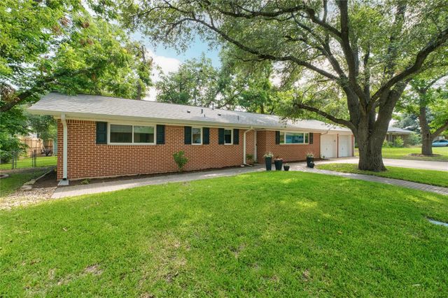 811 Newport Ave, Austin, TX 78753