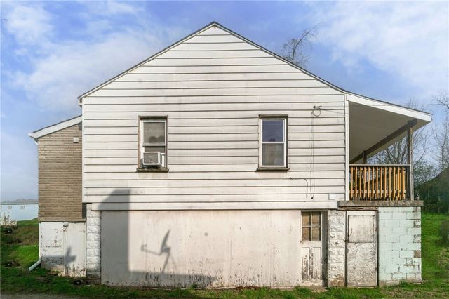 1109 Mccomb Ln, Plum Boro, PA 15239