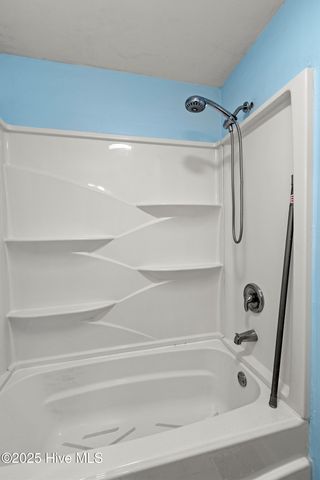 114 Cardinal Road, Jacksonville, NC 28546