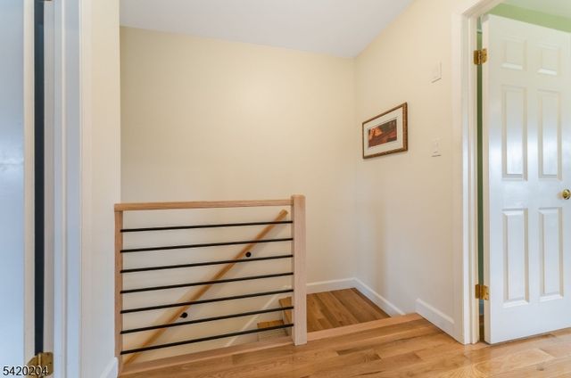 37 Chelsea Cir, Raritan Twp., NJ 08822