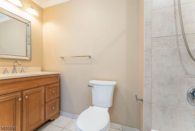 37 Chelsea Cir, Raritan Twp., NJ 08822