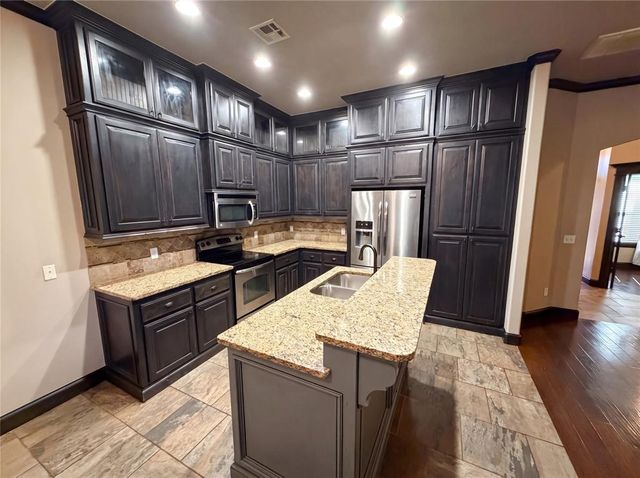 15941 Sky Run Drive, Edmond, OK 73013