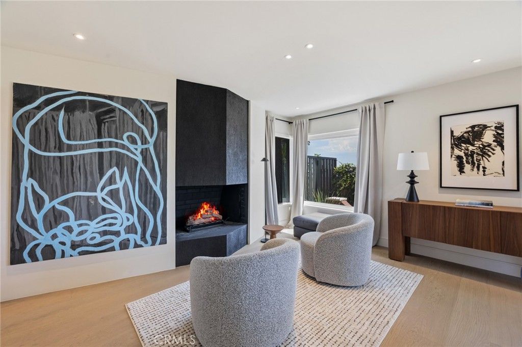 Image 16 of property listing at 2053 Suana, Rancho Palos Verdes, CA 90275