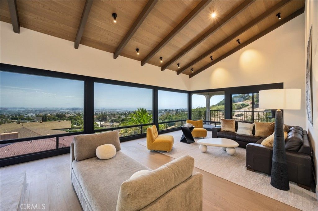 Image 31 of property listing at 2053 Suana, Rancho Palos Verdes, CA 90275