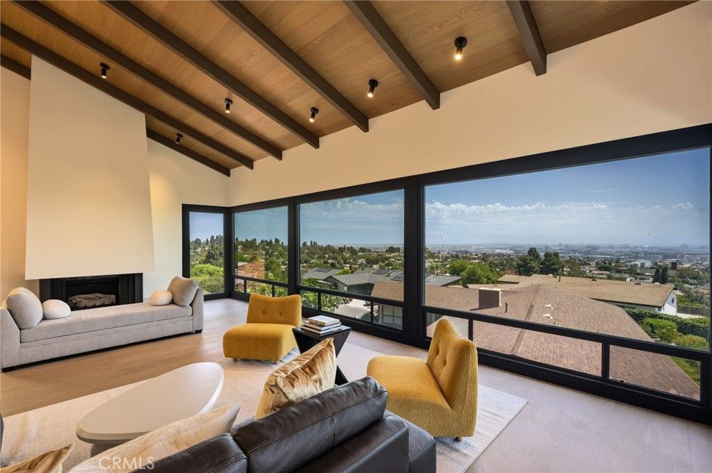 Image 36 of property listing at 2053 Suana, Rancho Palos Verdes, CA 90275