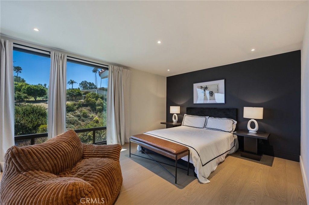 Image 39 of property listing at 2053 Suana, Rancho Palos Verdes, CA 90275