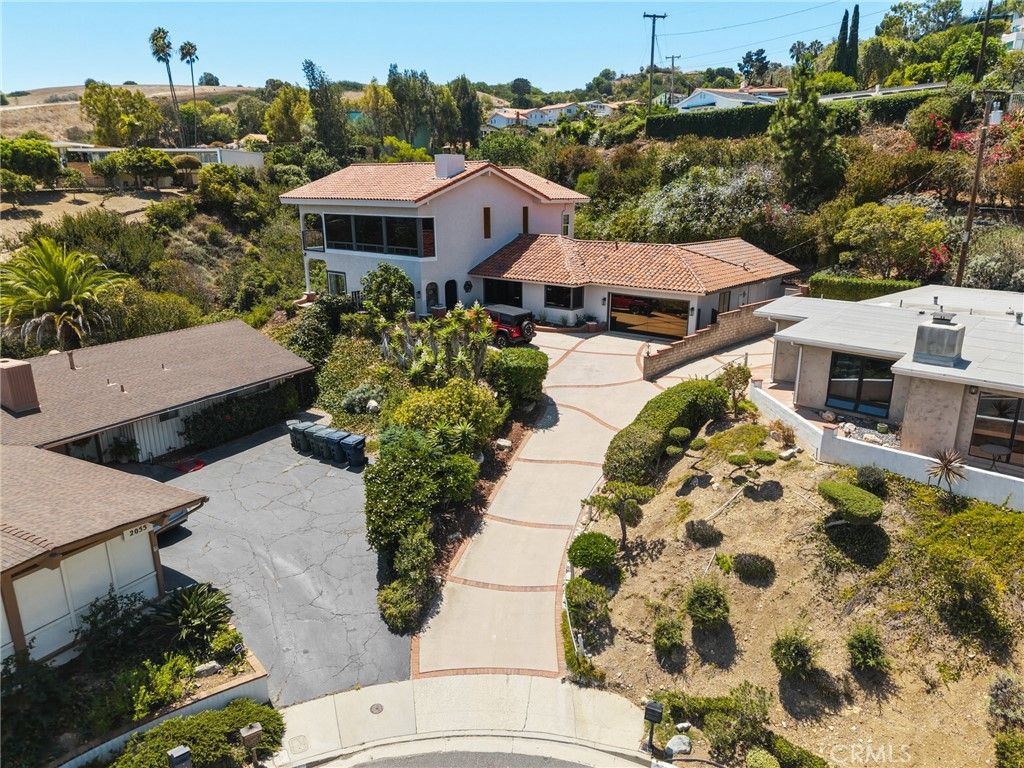 Image 4 of property listing at 2053 Suana, Rancho Palos Verdes, CA 90275