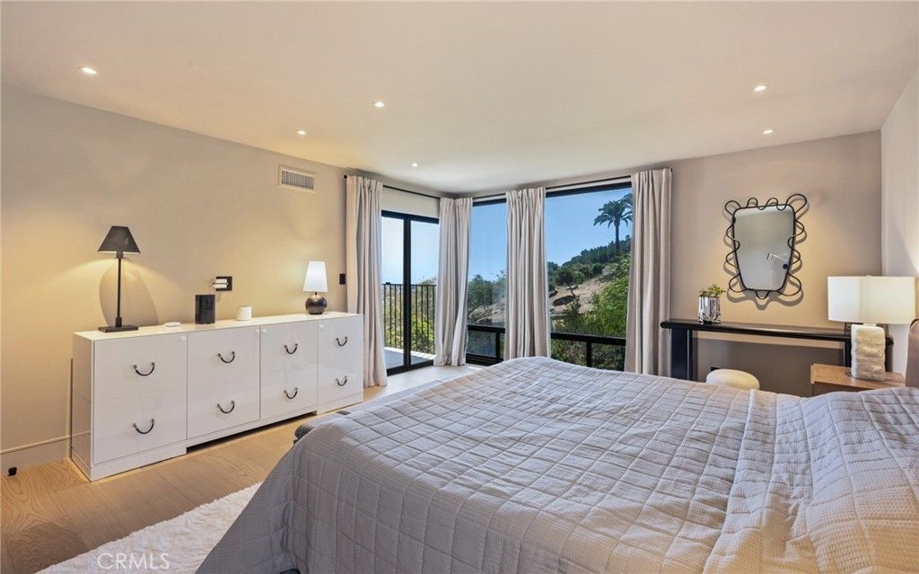 Image 44 of property listing at 2053 Suana, Rancho Palos Verdes, CA 90275