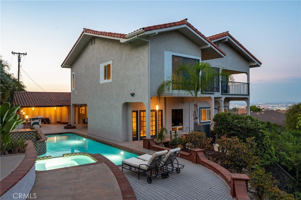 Image 50 of property listing at 2053 Suana, Rancho Palos Verdes, CA 90275