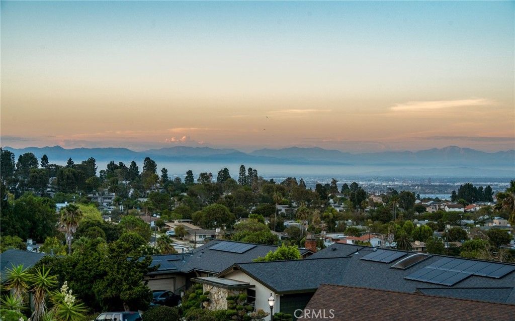 Image 59 of property listing at 2053 Suana, Rancho Palos Verdes, CA 90275