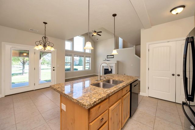 724 W MYSTIC BROOK WAY WAY, South Jordan, UT 84095