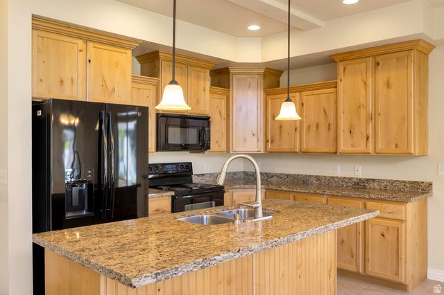 724 W MYSTIC BROOK WAY WAY, South Jordan, UT 84095