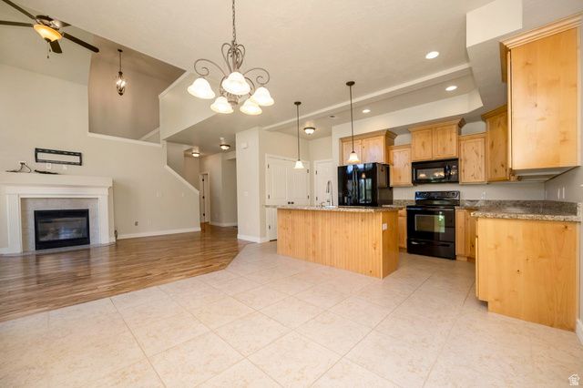 724 W MYSTIC BROOK WAY WAY, South Jordan, UT 84095