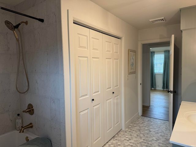 4905 Everett Road, Muncie, IN 47304