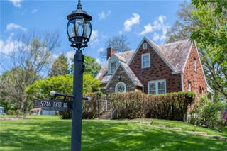 9716 East Rd, Mccandless, PA 15127