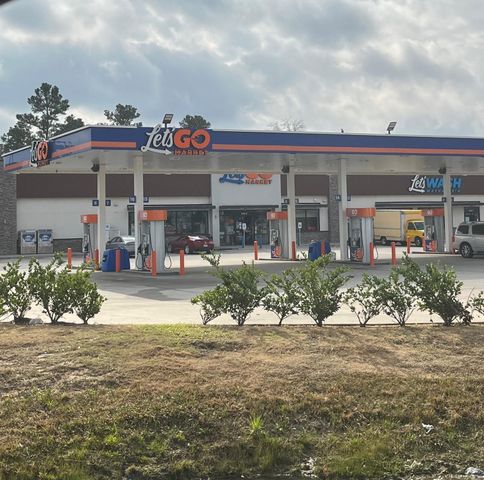 33 Road 5607, Cleveland, TX 77327