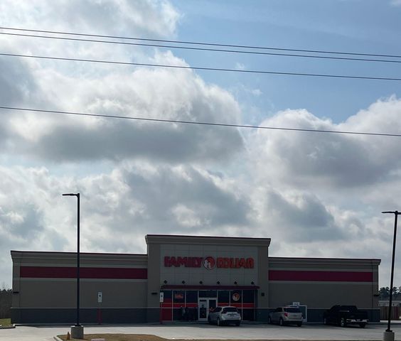 33 Road 5607, Cleveland, TX 77327