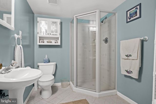 622 PASADENA DR, Magnolia, NJ 08049