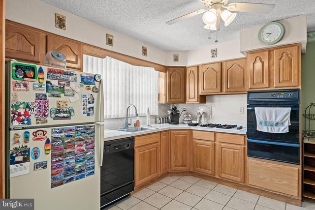 622 PASADENA DR, Magnolia, NJ 08049
