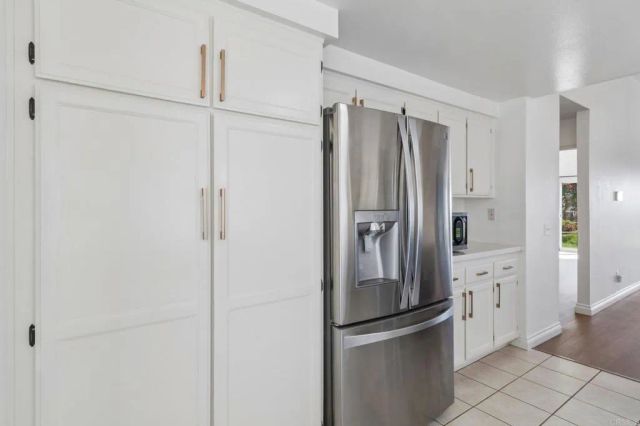 2124 Redwood Crst, Vista, CA 92081