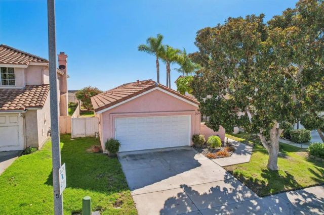 2124 Redwood Crst, Vista, CA 92081