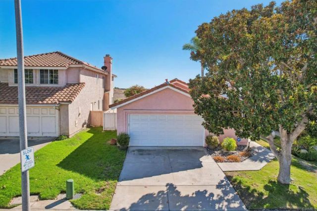 2124 Redwood Crst, Vista, CA 92081