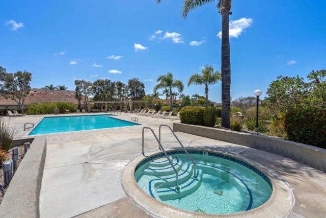 2124 Redwood Crst, Vista, CA 92081