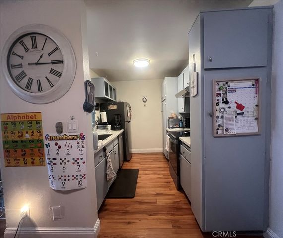 25735 Hogan Drive E3, Valencia, CA 91355