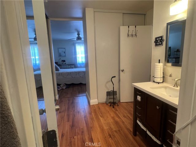 25735 Hogan Drive E3, Valencia, CA 91355