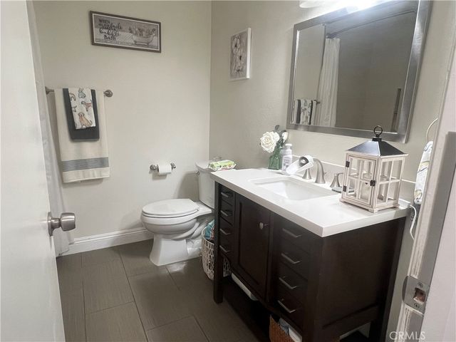 25735 Hogan Drive E3, Valencia, CA 91355