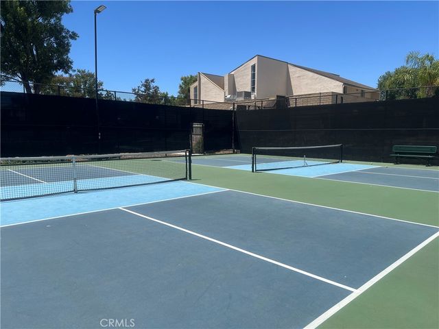 25735 Hogan Drive E3, Valencia, CA 91355