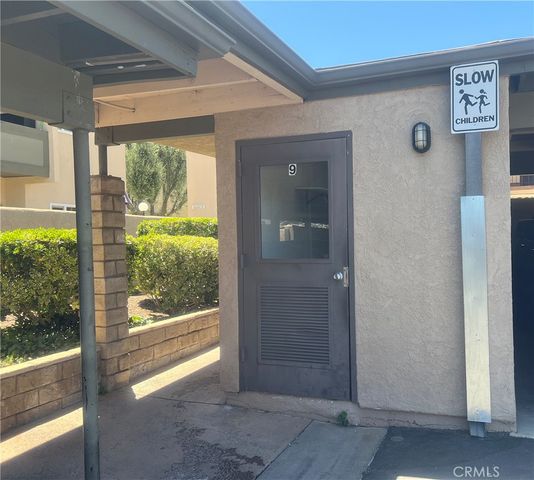 25735 Hogan Drive E3, Valencia, CA 91355