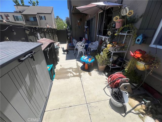 25735 Hogan Drive E3, Valencia, CA 91355
