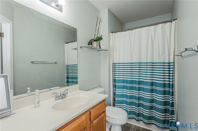 2920 Queensland Dr, Richmond, VA 23294