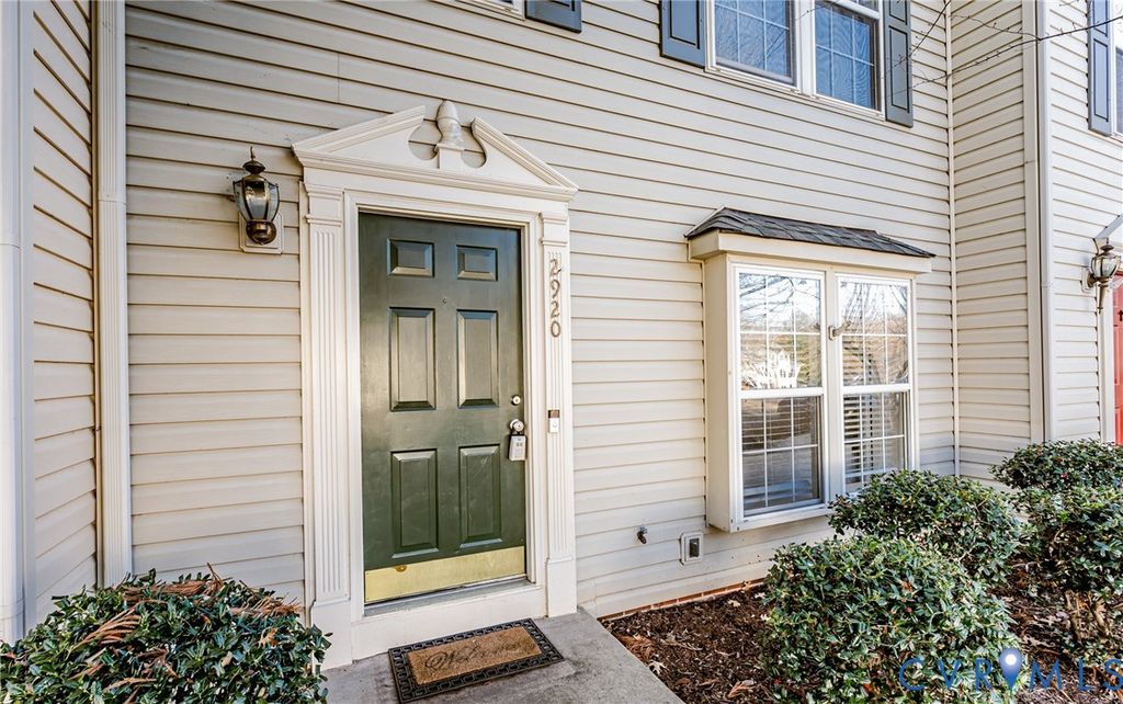 2920 Queensland Dr, Richmond, VA 23294