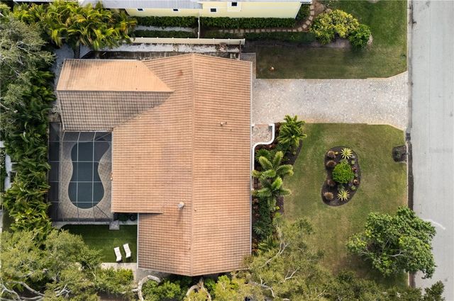3727 TANGIER TERRACE, Sarasota, FL 34239