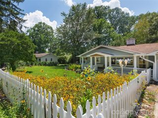 8 Mulberry Court, Arden, NC 28704