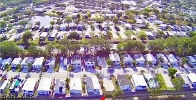 276 Bass LN, Naples, FL 34114